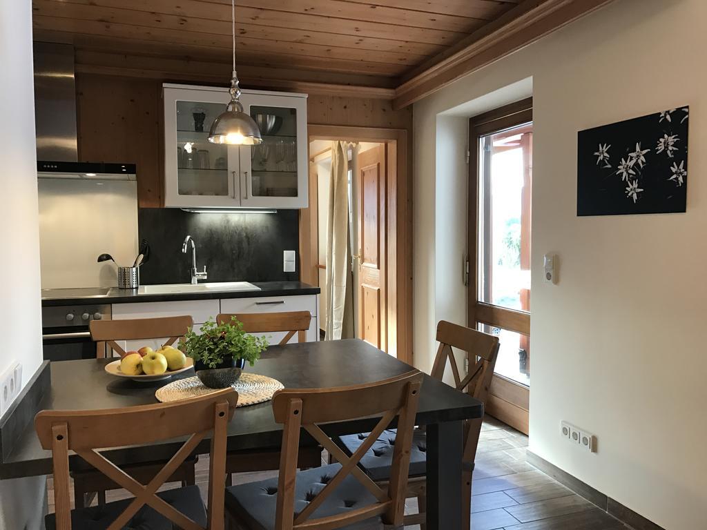 Bergsucht-Ruhpolding, Traumlage Am Sonnigen Suedhang, Kostenlose Parkplaetze, Schnelles Wlan, Ruhige Sackgasse, Netflix Inklusive Exterior photo
